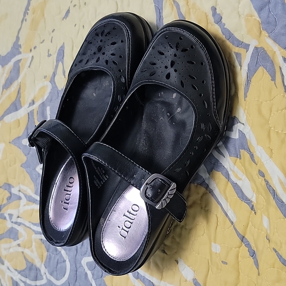 Women's Rialtos